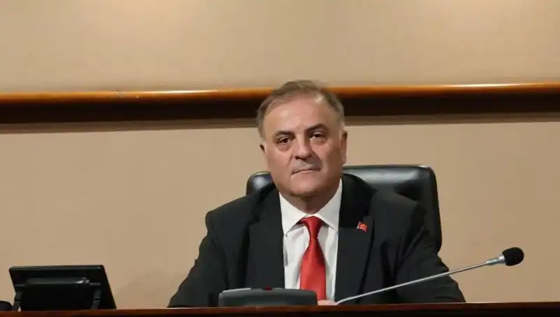 İBB Başkanvekili Nuri Aslan'ın Hayatı ve Siyaset Yolculuğu