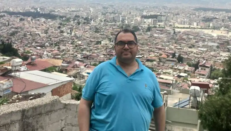 Fıtık Ağrılarından Kurtulmak İçin Diyet Yapan Adam, 8 Ayda 45 Kilo Verdi!