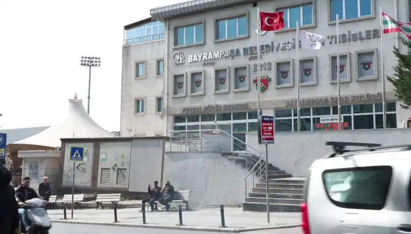 Arda Turan Spor Kompleksi'nde Otoparkı Su Bastı, İlk Kez Başına Gelmiyor!