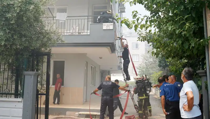 Arkadaşlıkta Yangın: Tartışma Sonrası Dairelerin Alev Alev Olması