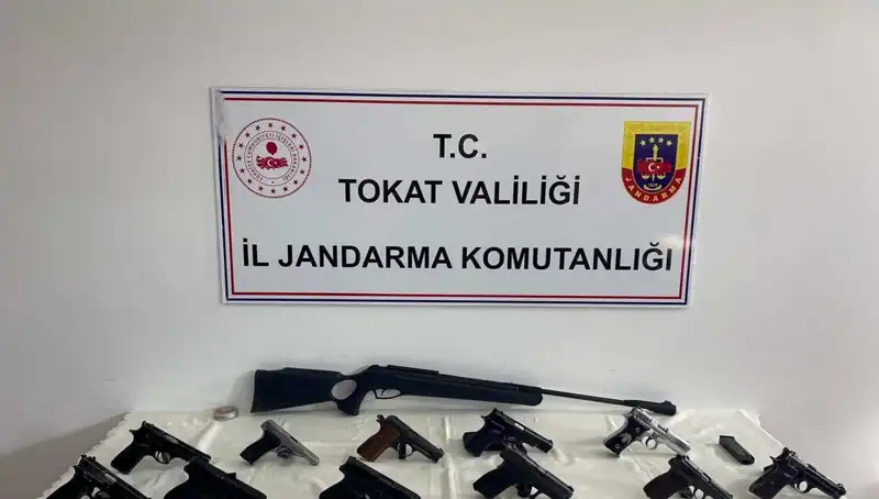 Tokat'ta Şok Eden Kaçak Silah Operasyonu: İki Kişi Gözaltında!