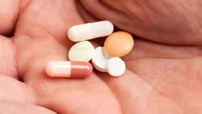 Reçetesiz İlaç Kullanımı Hakkında Şok Uyarı: Sağlığınızı Tehdit Ediyor!