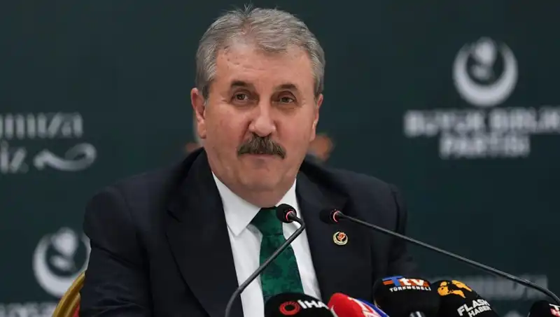 BBP Genel Başkanı Destici'den "Terörsüz Türkiye" Açıklamaları: Güvensizlik Vurgusu
