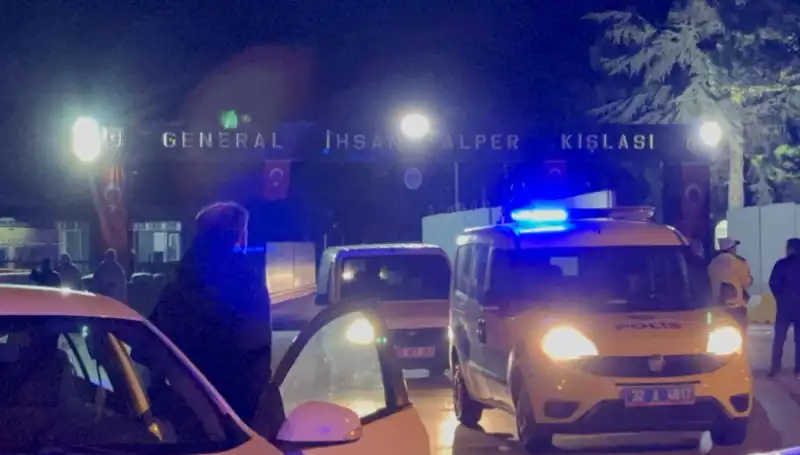 Kışlada Futbol Kavgası: Somalili Askerler Arasında Büyük Çatışma!