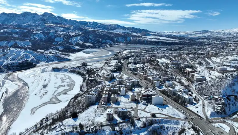 Tunceli’de Kış Şartları Ağırlaşırken 131 Köy Yolu Ulaşıma Kapandı