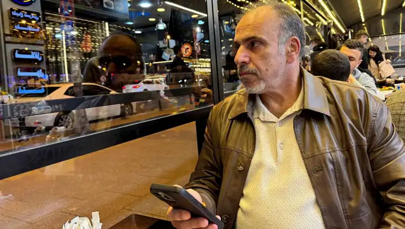 55 Yıldır Görmediği Annesini Arayan Adamın Dokunaklı Hikayesi