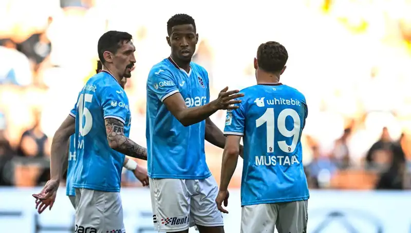 Trabzonspor, Adana Demirspor'u Tek Golle Geçerek Zirveye Yükseldi