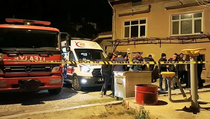 Yaşlı Adamın Yanmış Cansız Bedeni Korkunç Bir Günün Ardında Bulundu