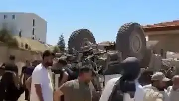 Freni Patlayan İş Makinesi Takla Attı: Çalışan Yaralandı