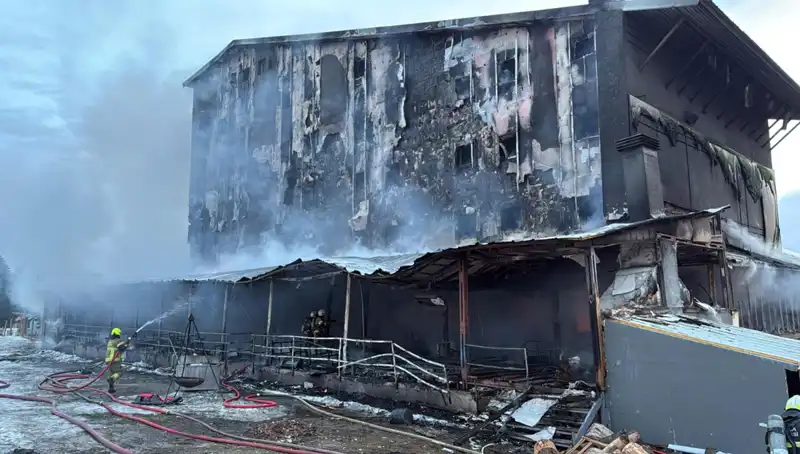 Uludağ'daki Otel Yangınında Üç Kişinin Hayati Tehlikesi Var