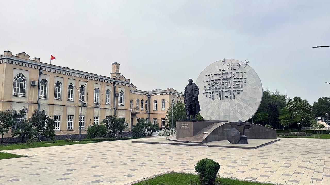 Kırgızistan'daki FETÖ'ye bağlı eğitim kurumları Maarif Vakfına devredildi