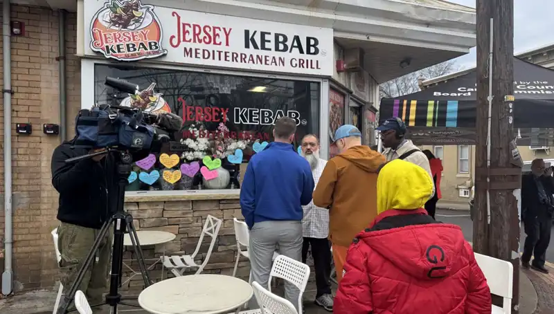 Türk Ailenin Yeşil Kart Beklerken Yaşadığı Şok Gözaltı Olayı